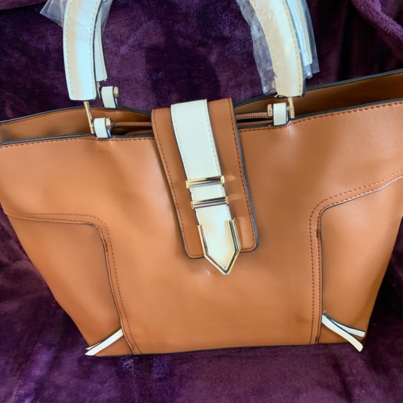 Tan tote set - Picture 4 of 4